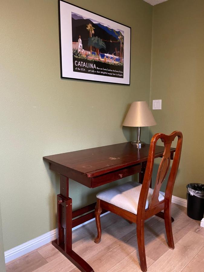 Private Room In Los Angeles With Ac, Strong Wifi, Smart Tv, Work Desk Near Sofi Stadium Exterior photo