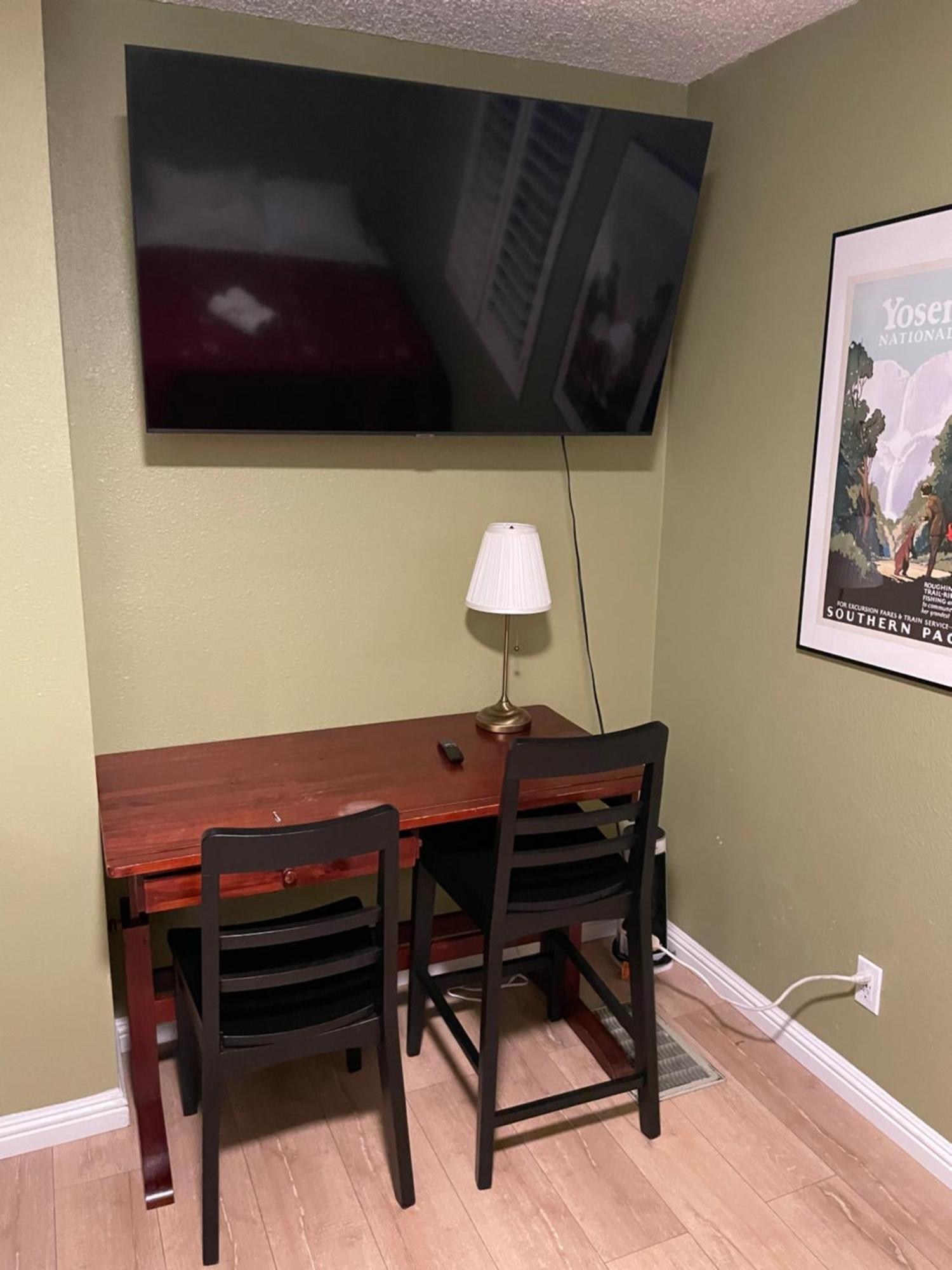 Private Room In Los Angeles With Ac, Strong Wifi, Smart Tv, Work Desk Near Sofi Stadium Exterior photo