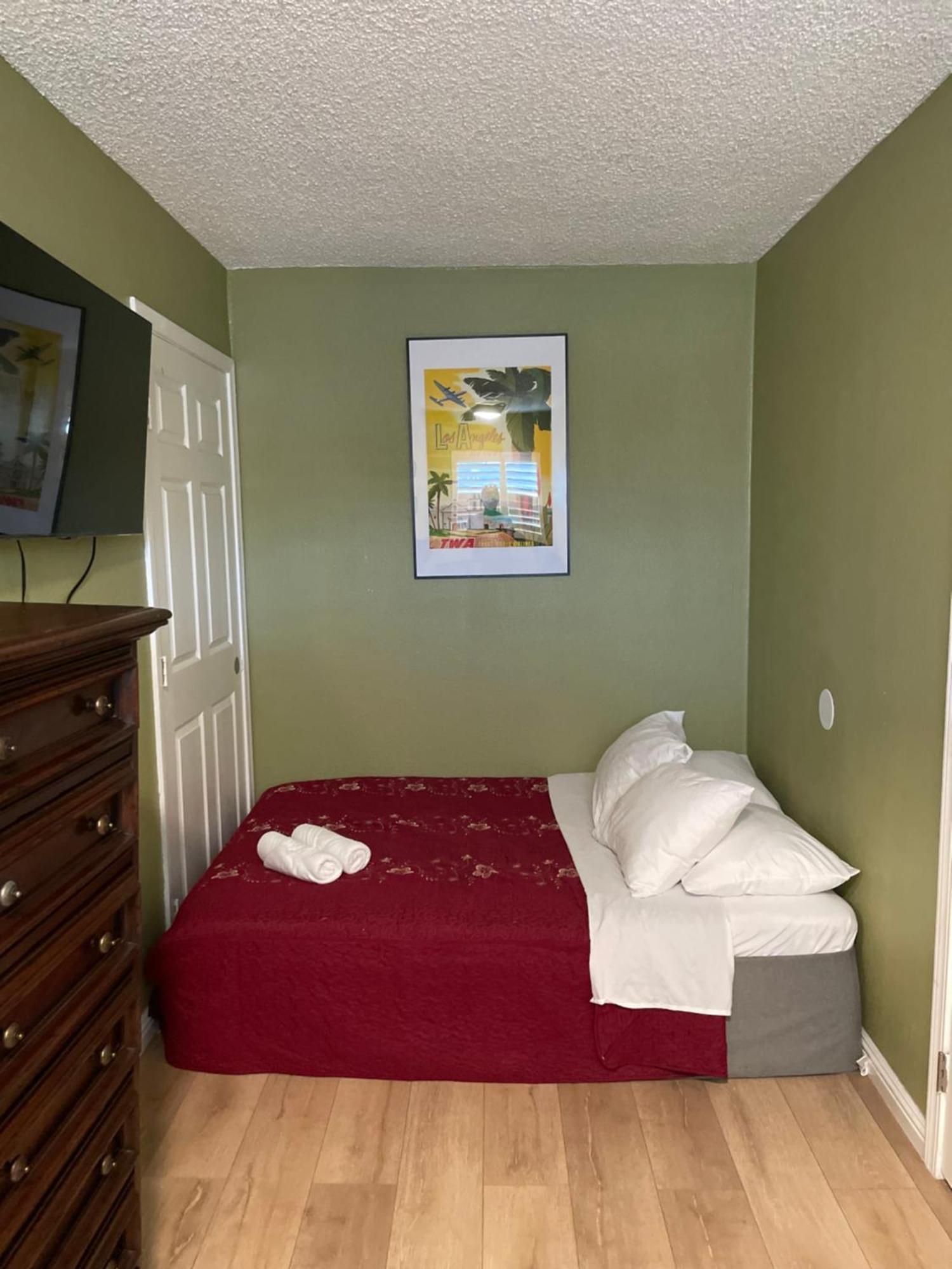 Private Room In Los Angeles With Ac, Strong Wifi, Smart Tv, Work Desk Near Sofi Stadium Exterior photo